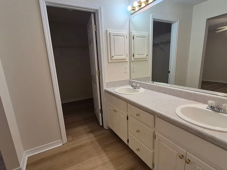 7361 Chimney Pines Dr — Photo 10