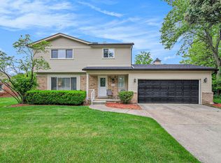 4014 Orchard Crest Dr, West Bloomfield, MI