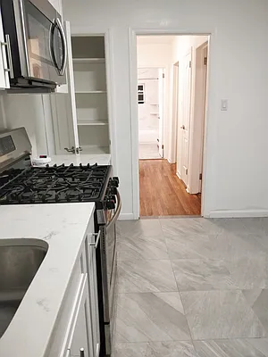 Rented by Voro, LLC | media 12