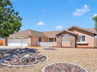 13950 High Falls Trl, Apple Valley, CA 92307