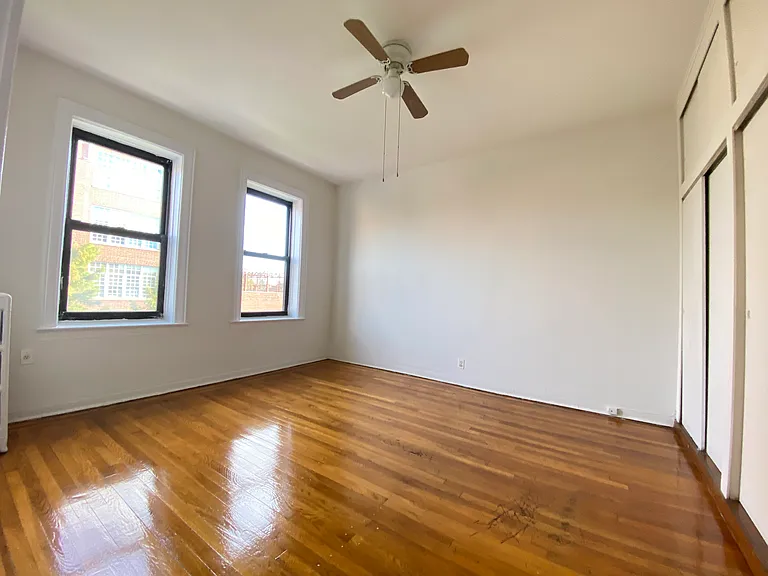 8708 Ridge Blvd #D1 — Photo 5