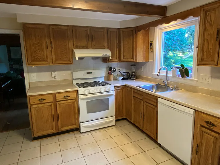8207 Geneva Mason Rd — Photo 37