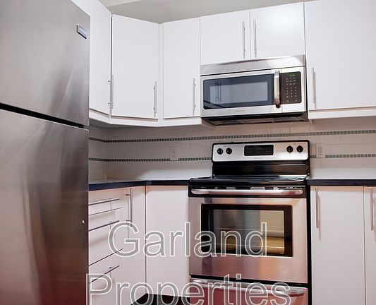 4th image of 110 Campbell Ave SW Ste 204
