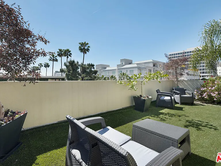 202 N Crescent Dr #1 — Photo 24