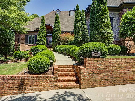 3rd image of 16946 Ashton Oaks Dr