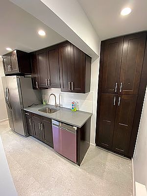 3rd image of 164-39 Underhill Ave #1
