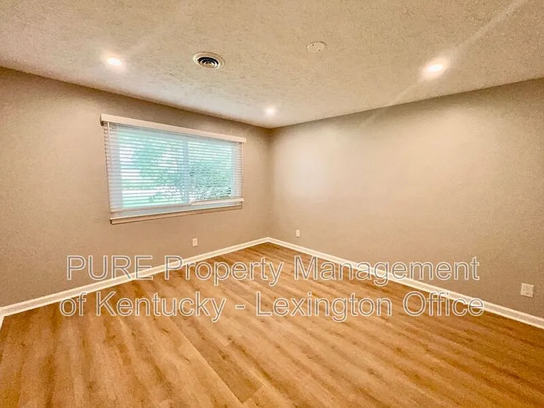 3520 Combs Ferry Rd — Photo 24