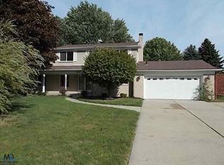 36628 Haverhill St, Sterling Heights, MI 48312