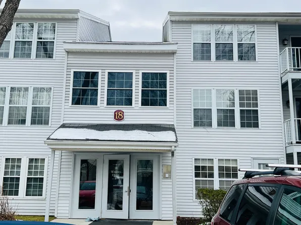 18 Walden Dr, Natick, MA