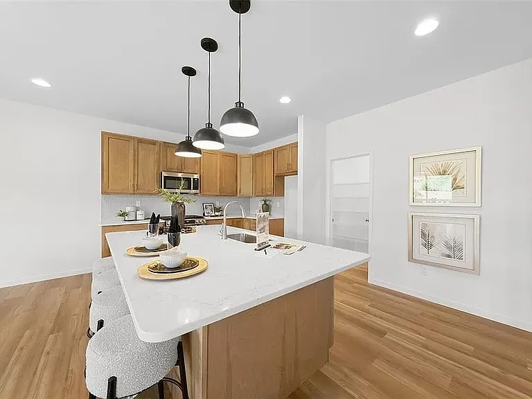 109 Sommerset Ct — Photo 12