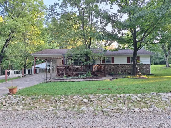 17085 Cedar Valley Dr, Dexter, MO 63841