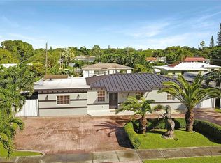 7565 SW 39th St, Miami, FL 33155