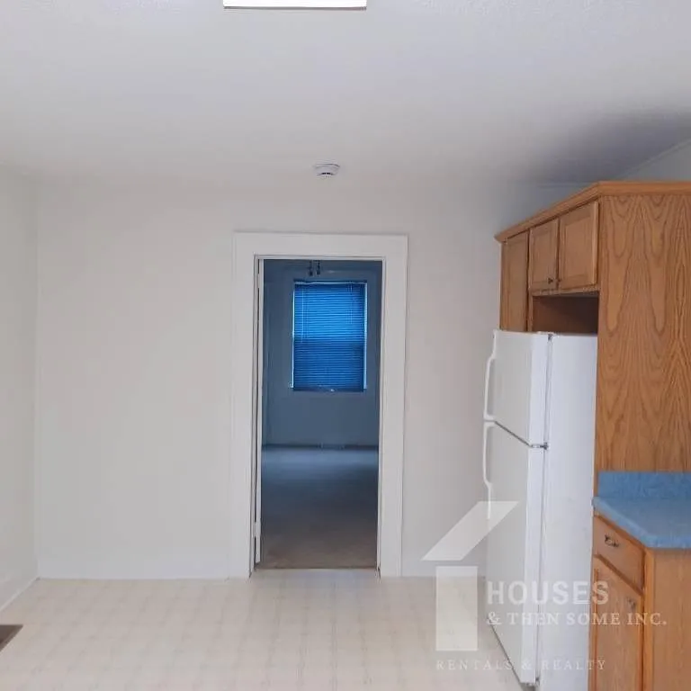 107 Story St — Photo 4