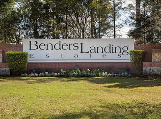 27511 Hunter Creek Ct, Spring, TX 77386