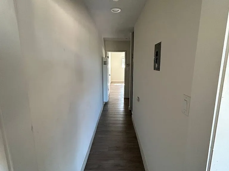12128 Ramona Ave — Photo 15