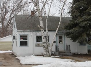 1136 13th Ave, Green Bay, WI 54304