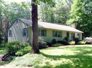 25 Woodlawn Ave, Northfield, NH 03276