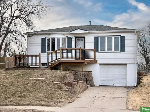 2105 Lillian St, Bellevue, NE 68147