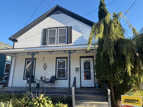 4 Winooski Street, Waterbury, VT 05676