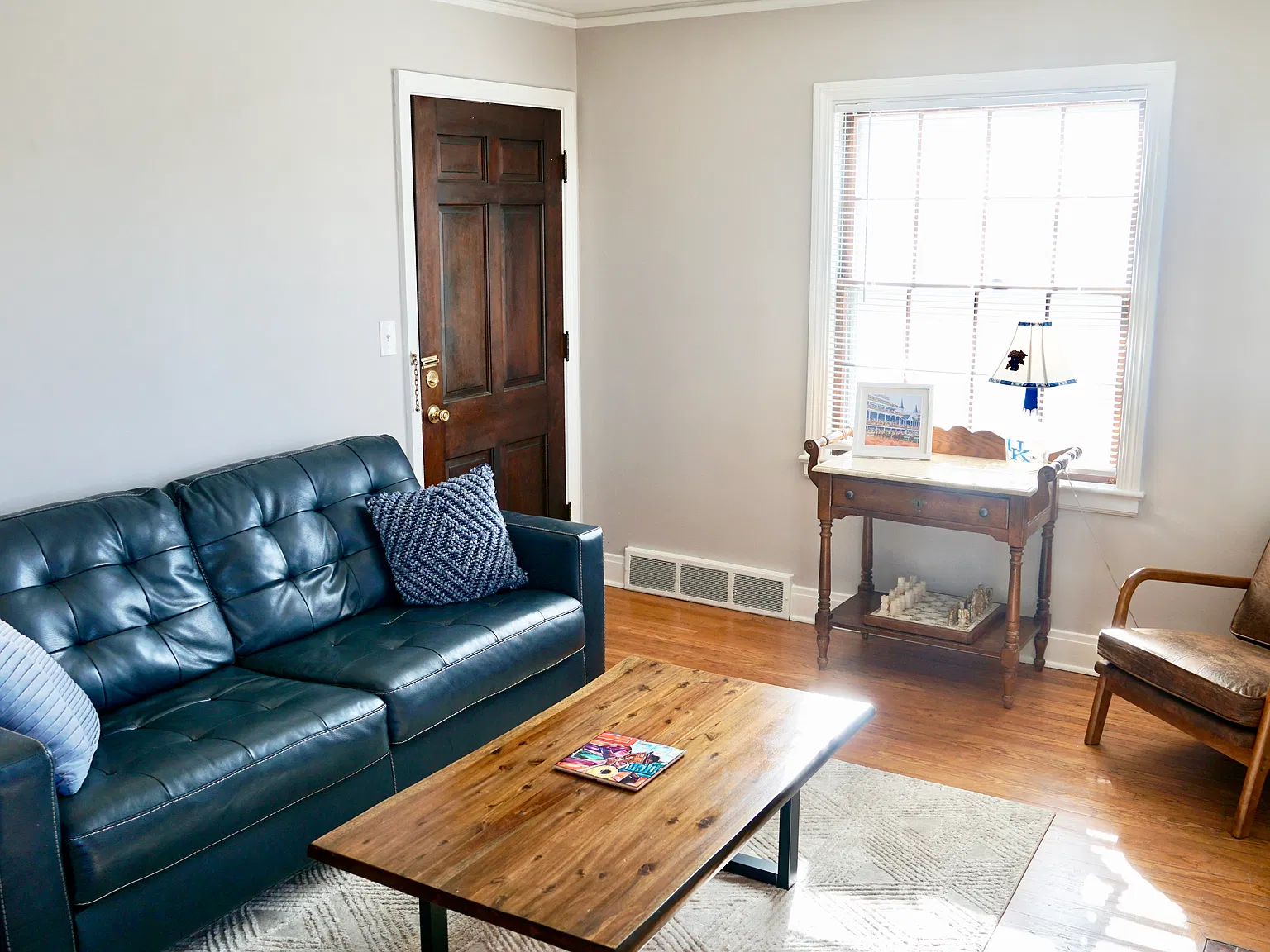 1 bed, 700 sqft, $1,175 — Photo 2