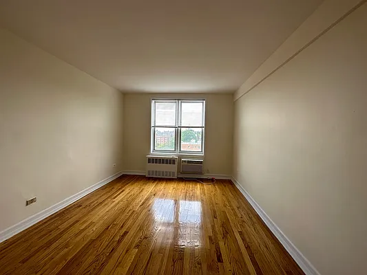 Rented by Contact Realty of NYC | media 39