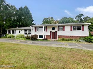 1286 Schodack Valley Rd, Castleton, NY 12033