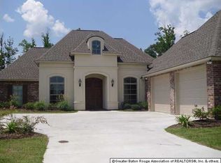 8011 Glacier Bay Dr, Denham Springs, LA 70726