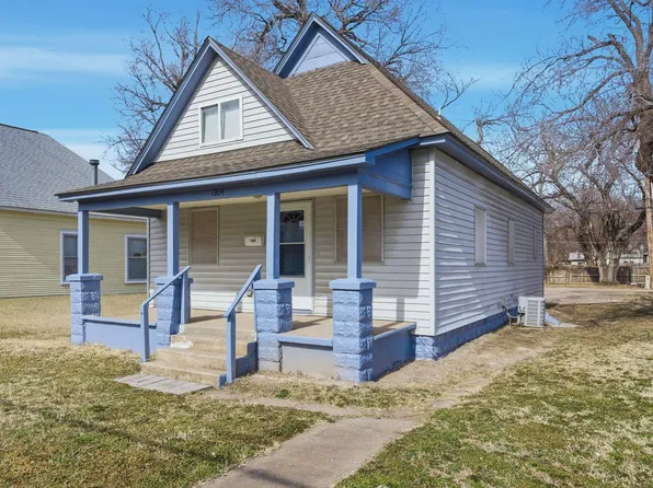 1204 W 2nd St N, Wichita, KS 67203