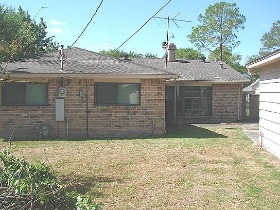 3rd image of 9114 Jackwood St