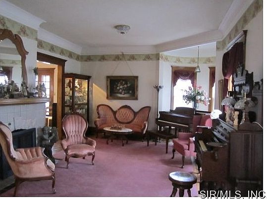 2nd image of 409 S 4th St