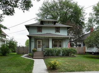 811 1st St N, Fargo, ND 58102