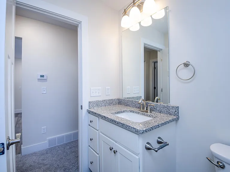 9250 Brook Hollow Ln — Photo 18