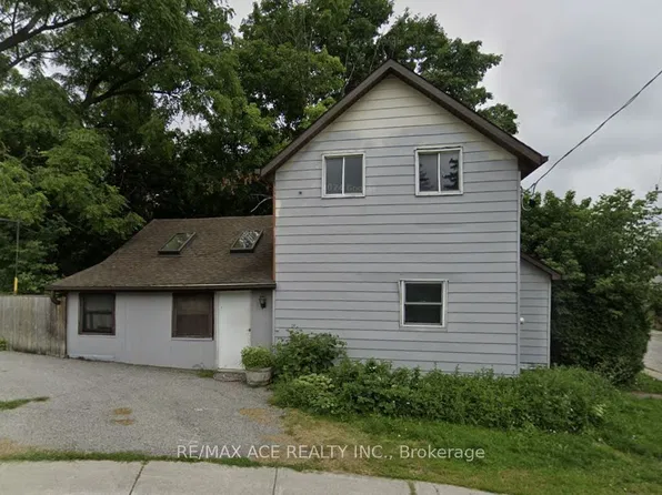 419 Millard Ave, Newmarket, ON L3Y 2A2