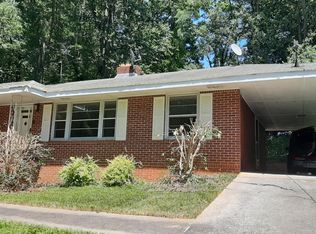 949 Vistavia Cir, Decatur, GA 30033