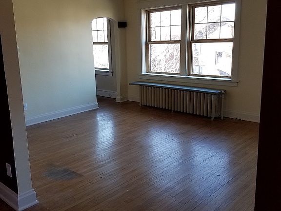 4th image of 5408 Holly Hills Ave