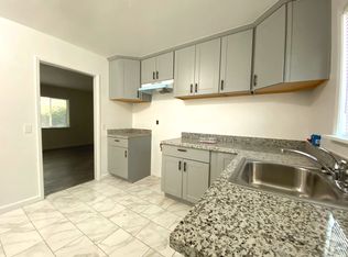 230 Montecito Ave APT 1, Monterey, CA 93940