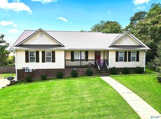 1315 Acer Ln, Albertville, AL 35951