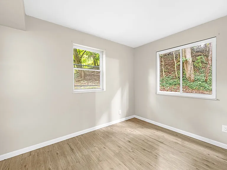 167 Seiberling St #1 — Photo 16