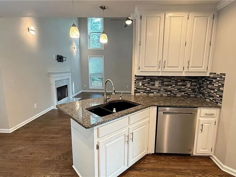 737 Calico Ln — Photo 12