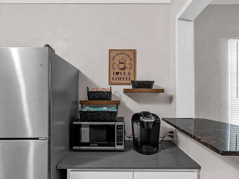 6014 Fairfield Ave — Photo 13