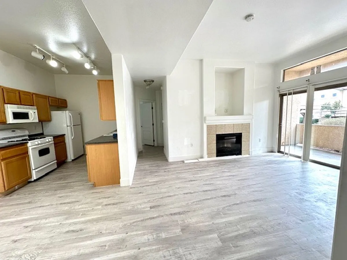 Photo 2 of 23 - 8985 S Durango Dr #1022 - Las Vegas, NV Building Photo - 8985 S Durango Dr #1022