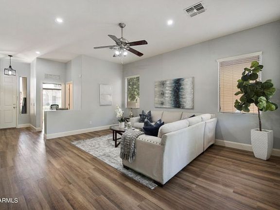 4th image of 1898 W Periwinkle Way