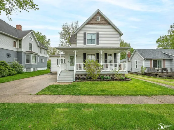 12747 Matthews St, Carleton, MI 48117