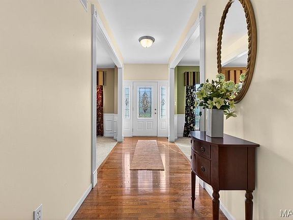 3rd image of 1548 Hunters Meadow Dr