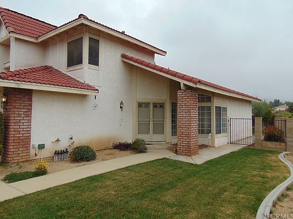 3rd image of 7493 Crimson Dr