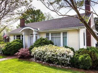 459 W Main St, Elkin, NC 28621