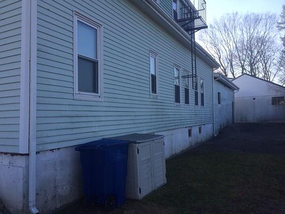 4th image of 12 Verdi St