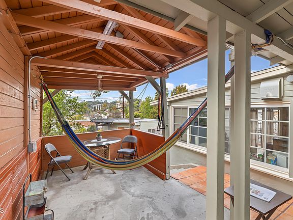 5th image of 516 Oleander Dr