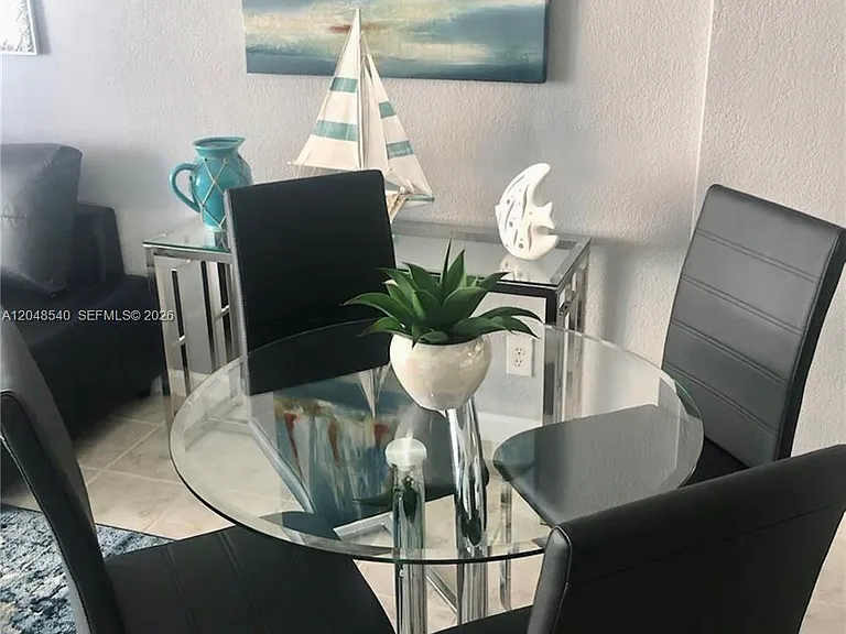 2501 S Ocean Dr #Penthouse 05 — Photo 7
