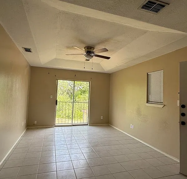 1800 Oasis Dr #102 — Photo 5